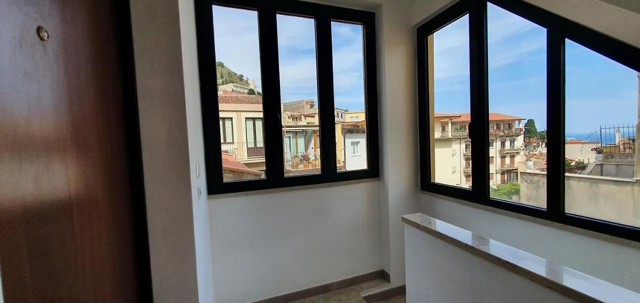 Anto'S Apartment Taormina