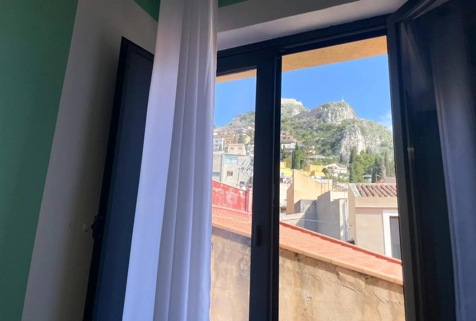 Anto'S Apartment Taormina